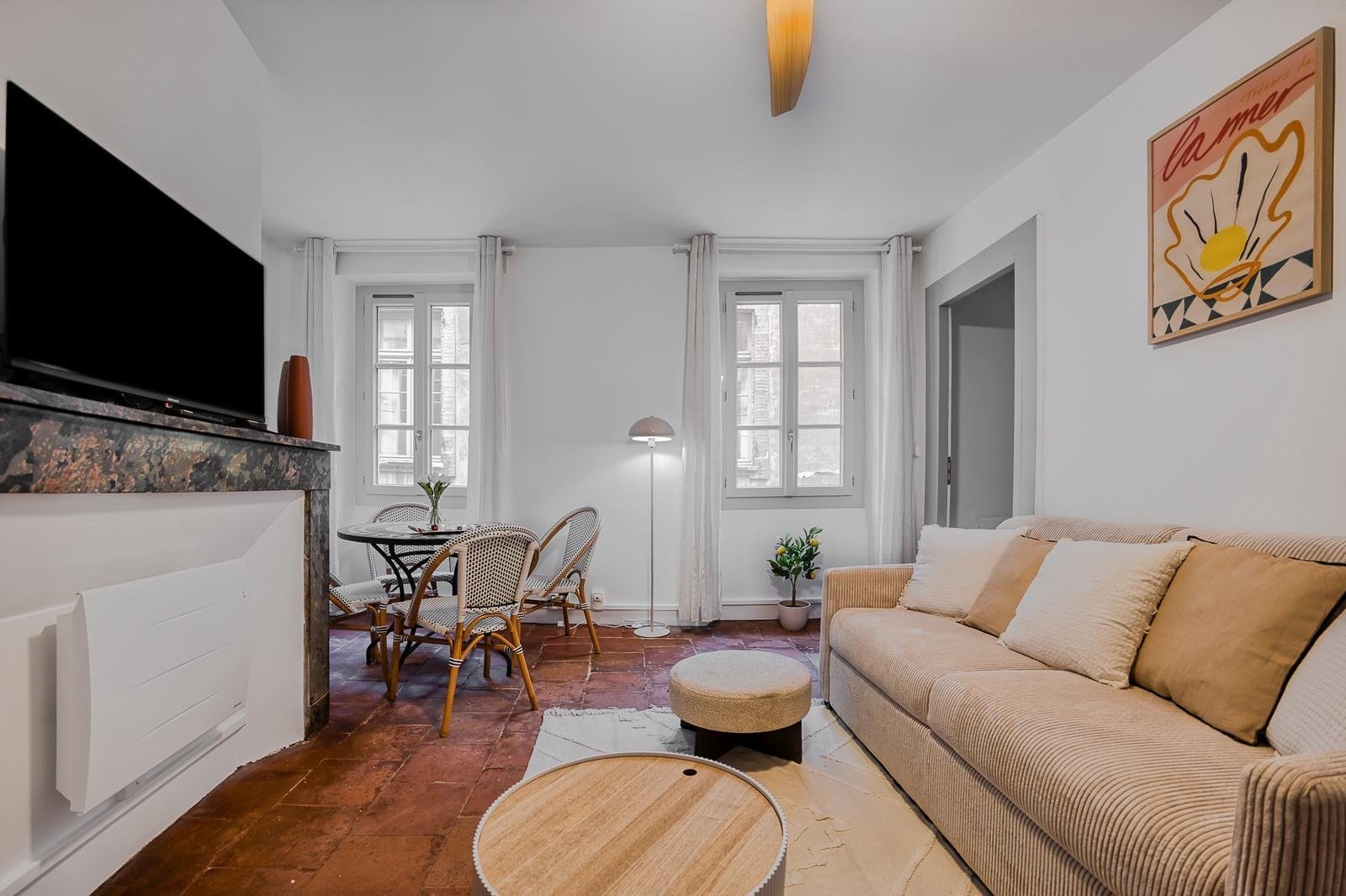 Séjour rénové par PROJEM à Toulouse